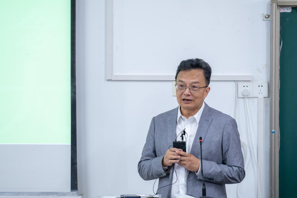 韩国大尺度巜偷欢2