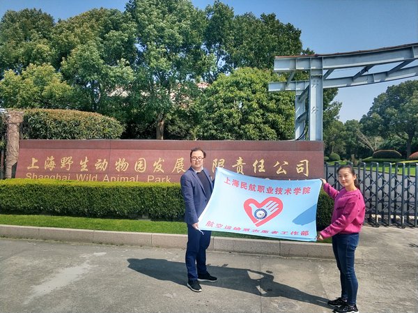 韩国大尺度巜偷欢2