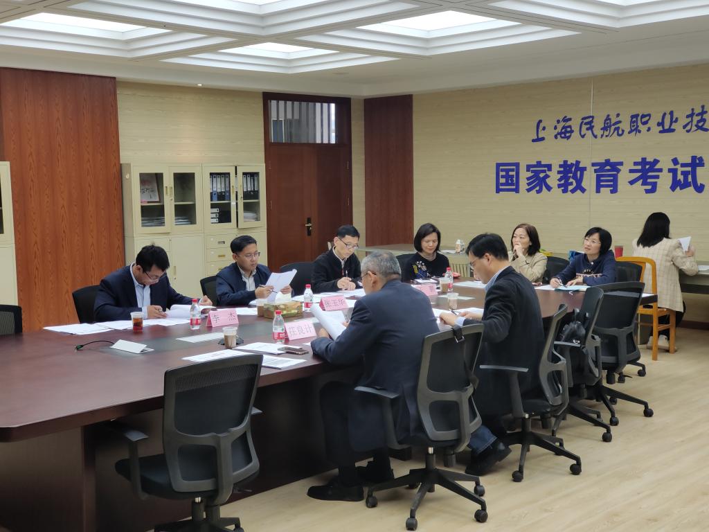 韩国大尺度巜偷欢2