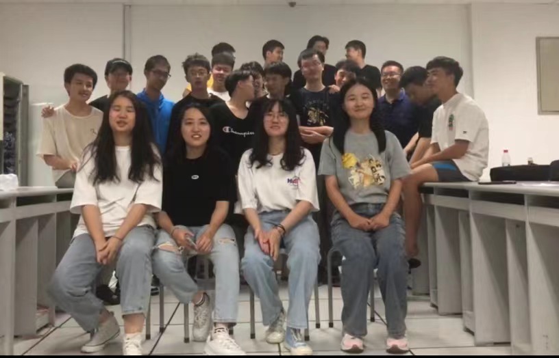韩国大尺度巜偷欢2