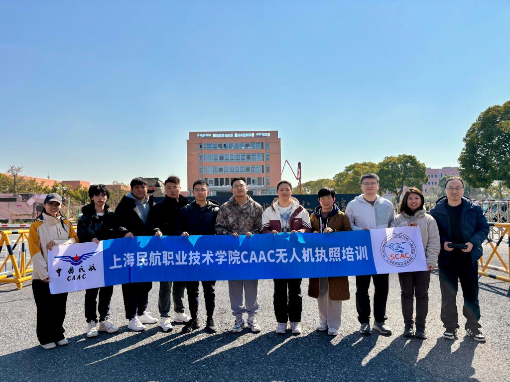 韩国大尺度巜偷欢2