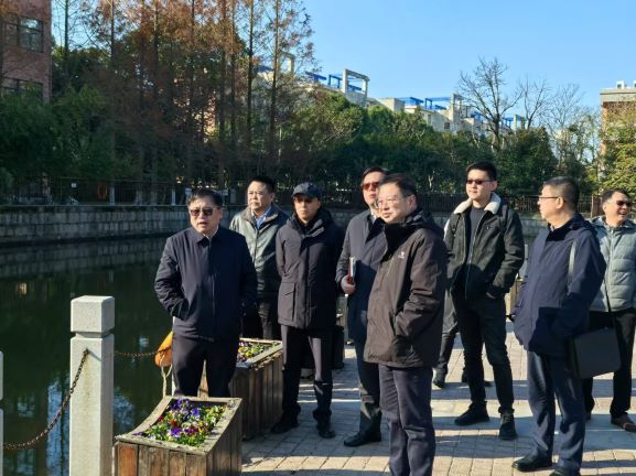 韩国大尺度巜偷欢2