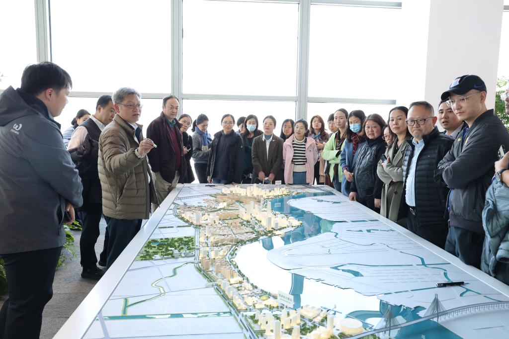 韩国大尺度巜偷欢2