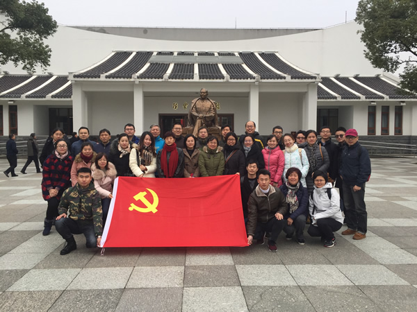 韩国大尺度巜偷欢2
