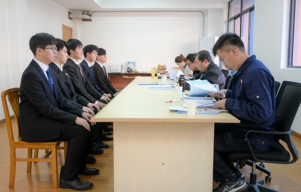 韩国大尺度巜偷欢2