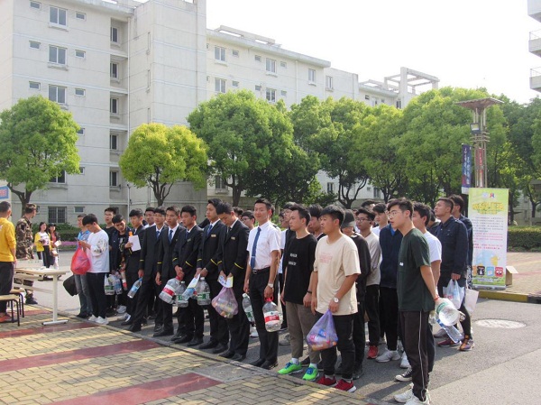 韩国大尺度巜偷欢2