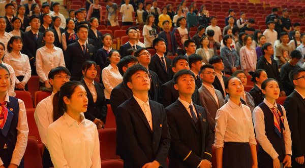 韩国大尺度巜偷欢2