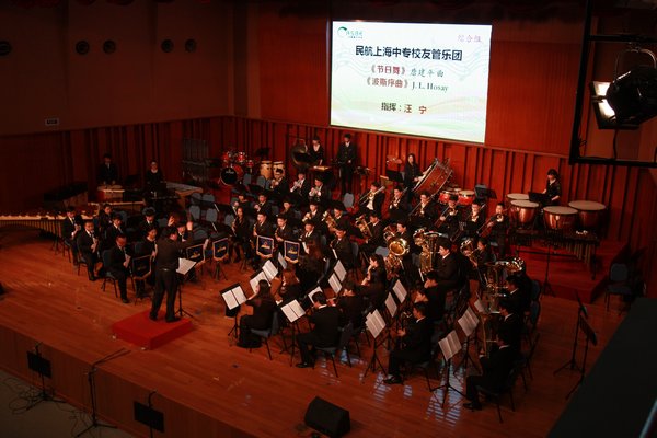 韩国大尺度巜偷欢2