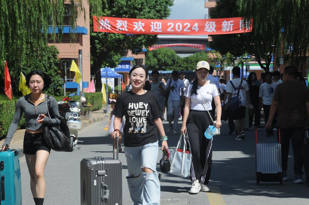 韩国大尺度巜偷欢2