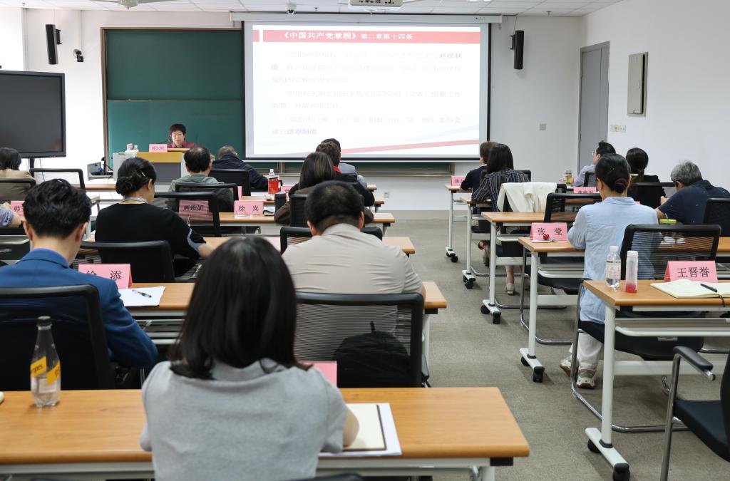 韩国大尺度巜偷欢2