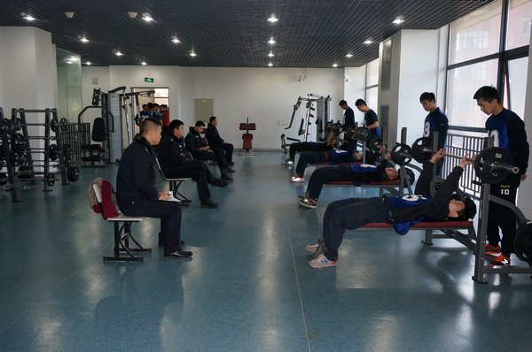 韩国大尺度巜偷欢2
