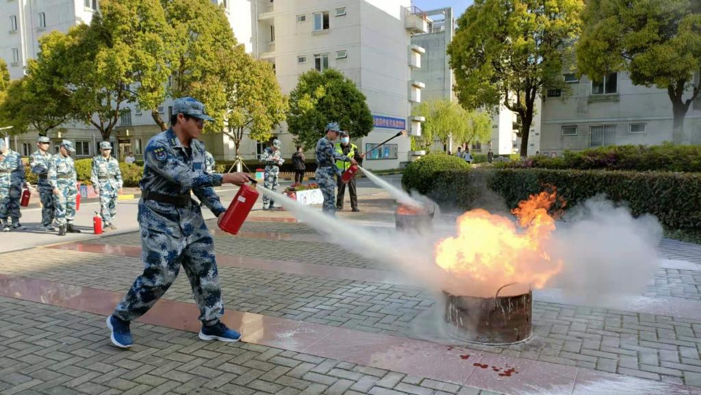 韩国大尺度巜偷欢2
