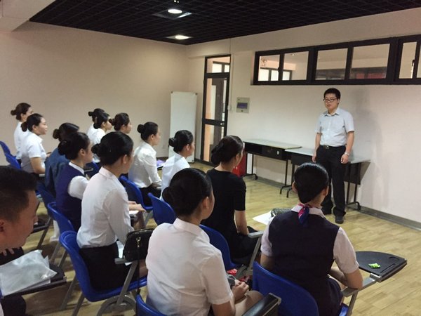 韩国大尺度巜偷欢2