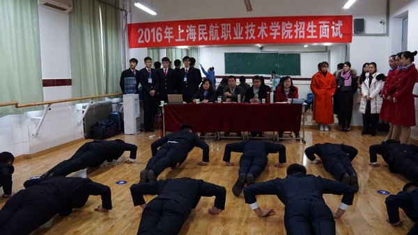 韩国大尺度巜偷欢2