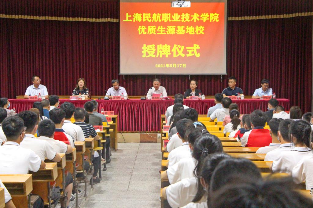 韩国大尺度巜偷欢2