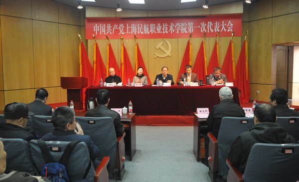 韩国大尺度巜偷欢2