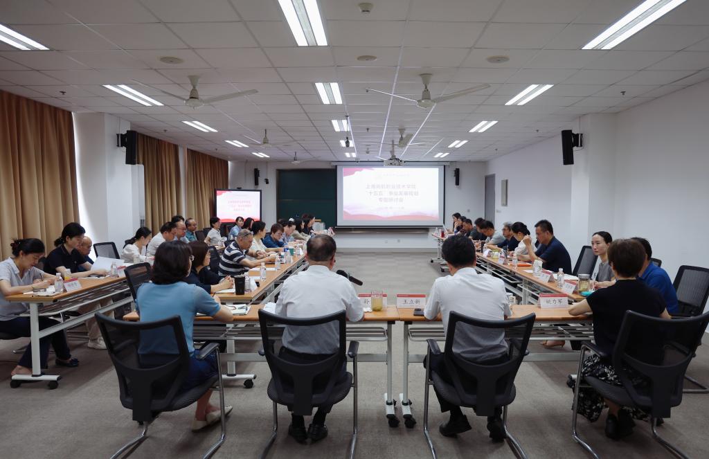 韩国大尺度巜偷欢2