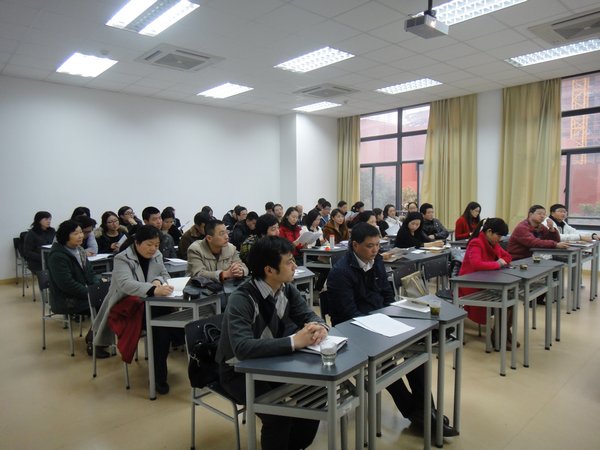 韩国大尺度巜偷欢2
