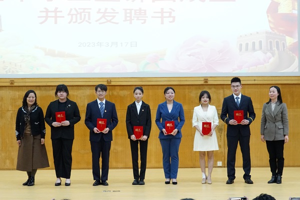 韩国大尺度巜偷欢2