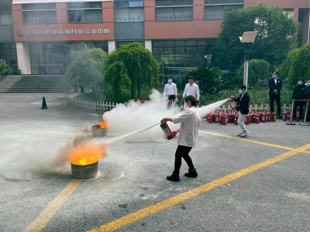 韩国大尺度巜偷欢2