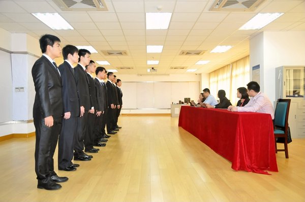韩国大尺度巜偷欢2