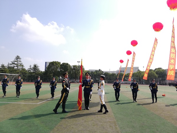 彩排训练2.jpg 彩排训练2.jpg