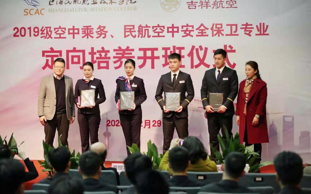 韩国大尺度巜偷欢2