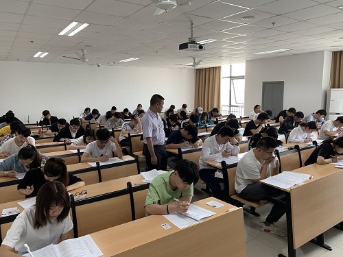韩国大尺度巜偷欢2