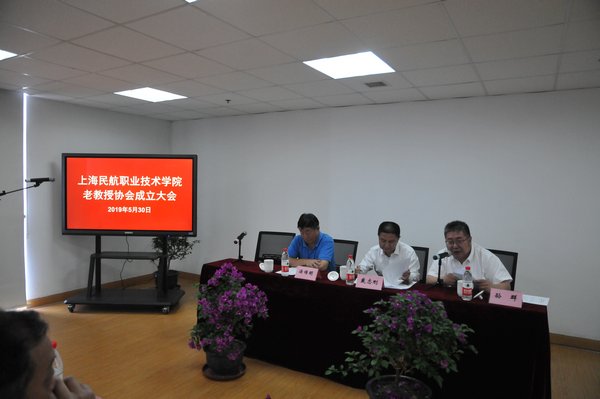 韩国大尺度巜偷欢2