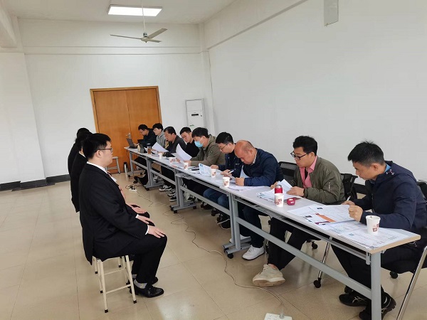 韩国大尺度巜偷欢2