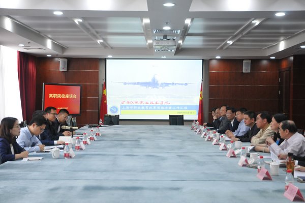 韩国大尺度巜偷欢2