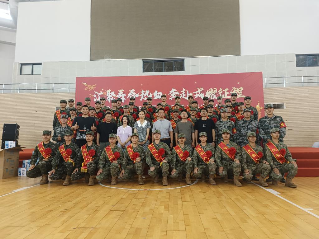 韩国大尺度巜偷欢2