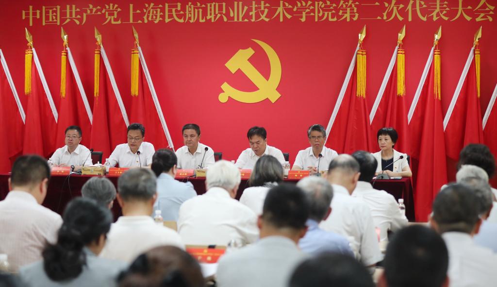 韩国大尺度巜偷欢2