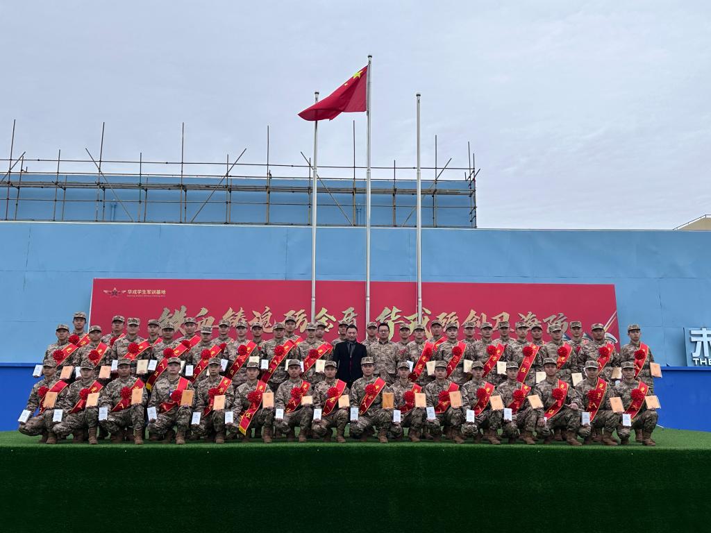 韩国大尺度巜偷欢2