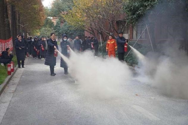 韩国大尺度巜偷欢2